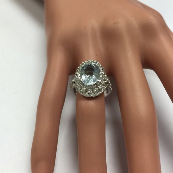 5.85Ct Natural Emerald Aquamarine & Diamond Halo Solitaire  5.85 Ct Aquamarine & Diamond 14KW Gold Ring